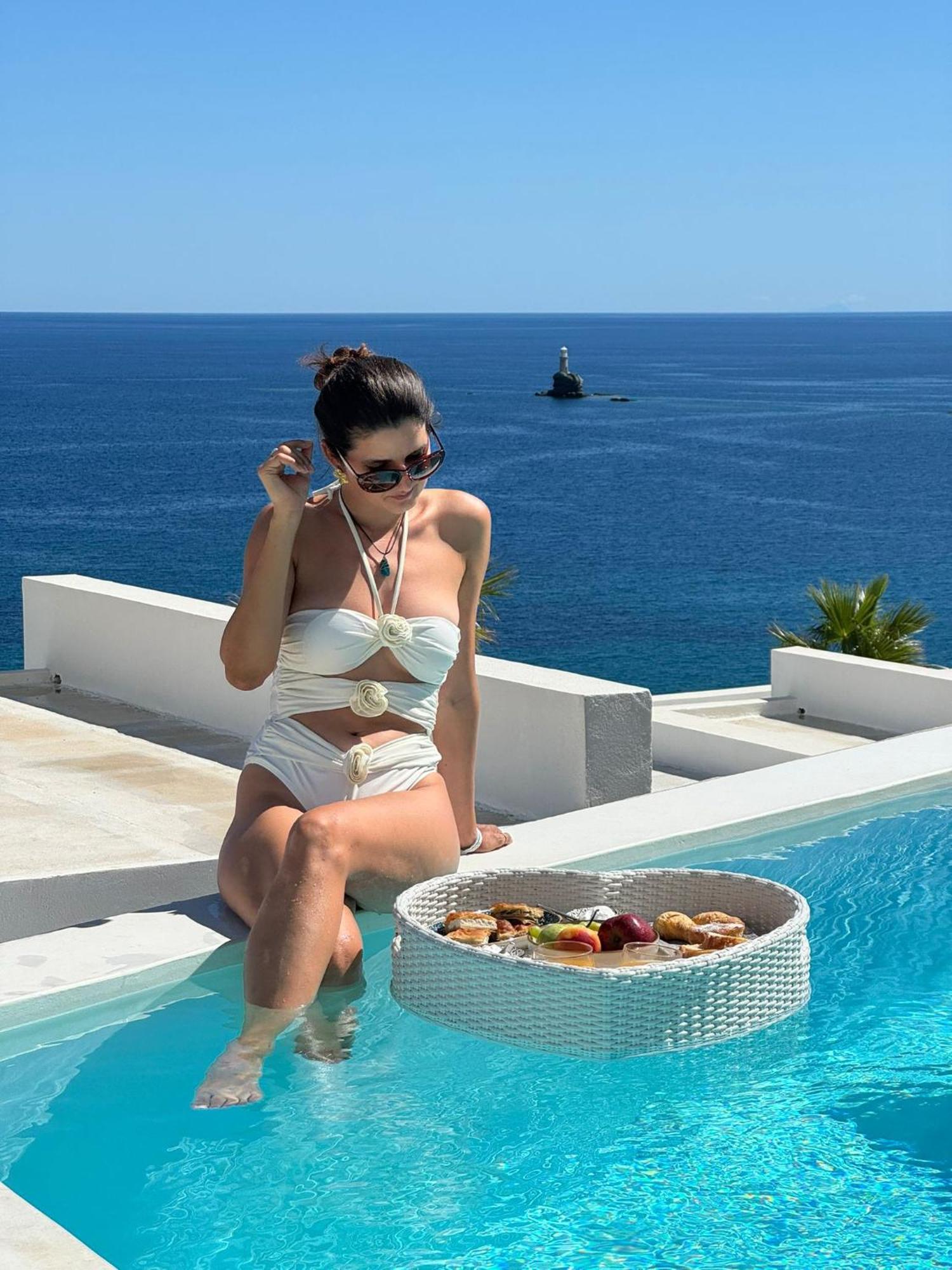 Golden Vista, Beachfront Suites By Explore Andros מראה חיצוני תמונה