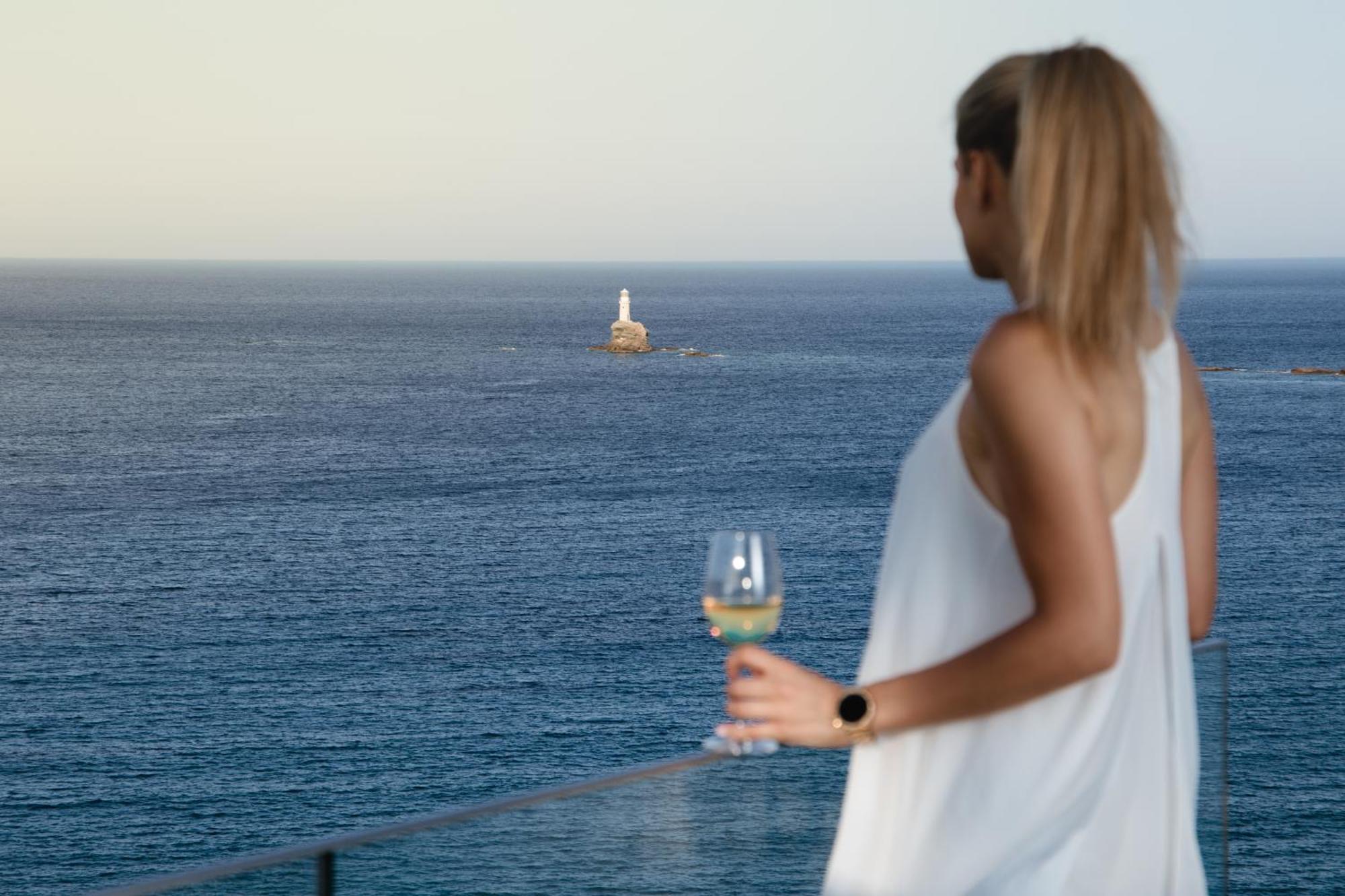 Golden Vista, Beachfront Suites By Explore Andros מראה חיצוני תמונה