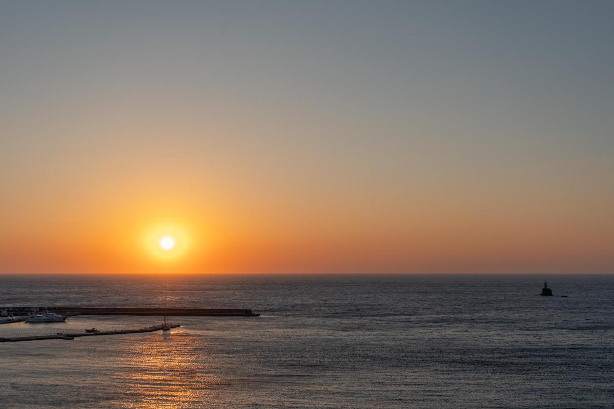 Golden Vista, Beachfront Suites By Explore Andros מראה חיצוני תמונה