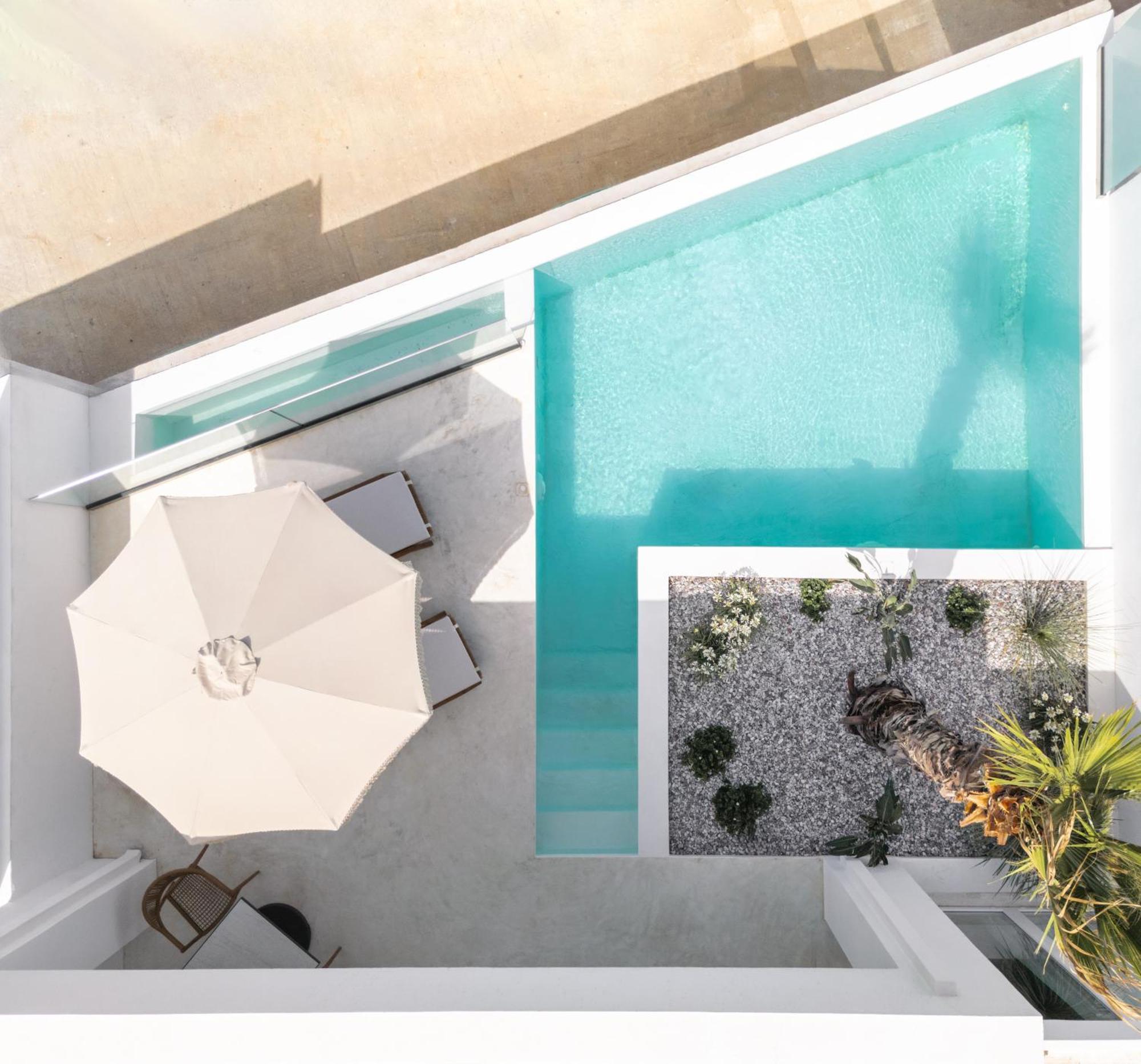 Golden Vista, Beachfront Suites By Explore Andros מראה חיצוני תמונה